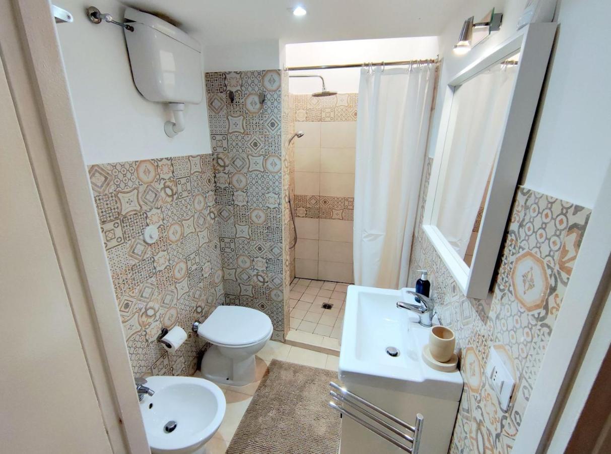 Sergio Tourist Close Tiburtina Station Gasthuis 3*
